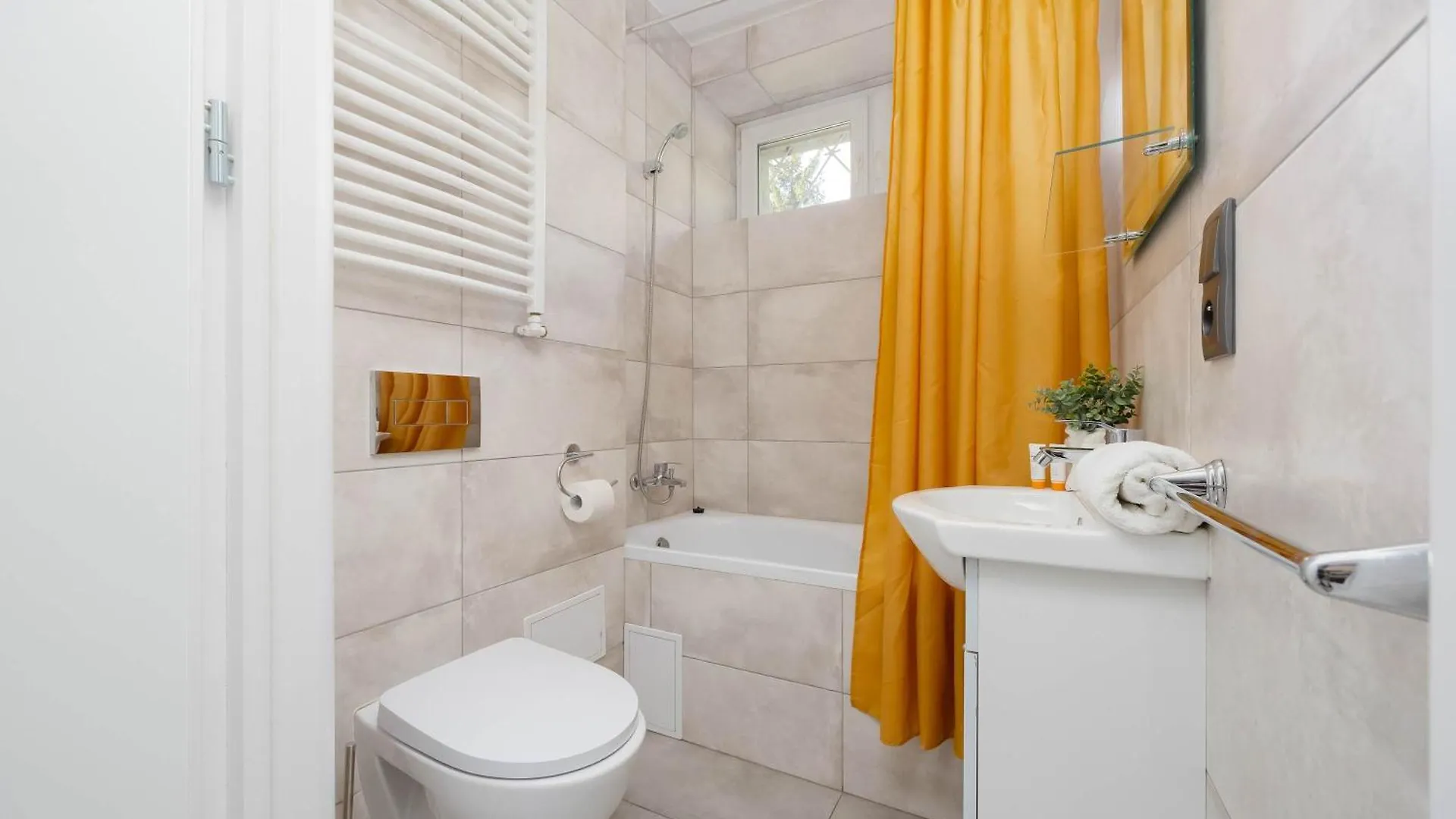 Modern & Bright Apartment Promenada Park Mokotow Warsaw By Noclegi Renters
