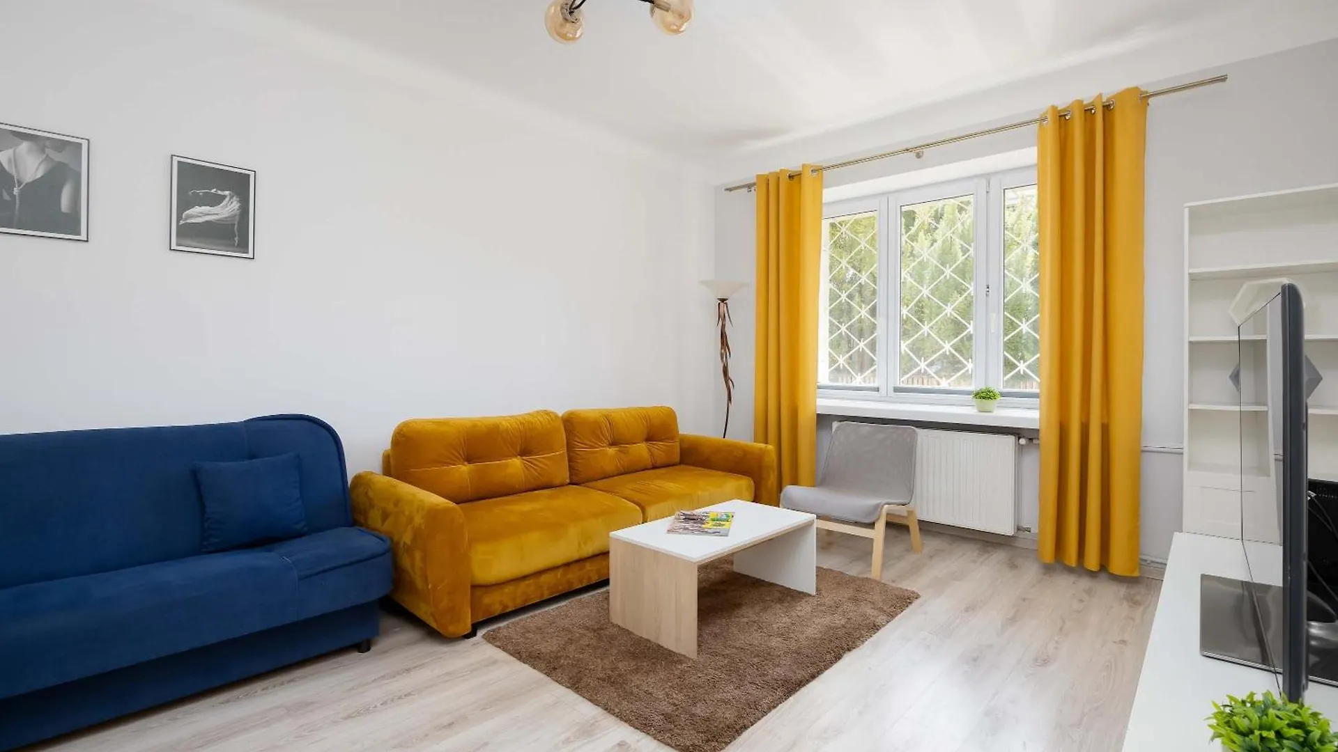 Modern & Bright Apartment Promenada Park Mokotow Warsaw By Noclegi Renters 0*,  波兰